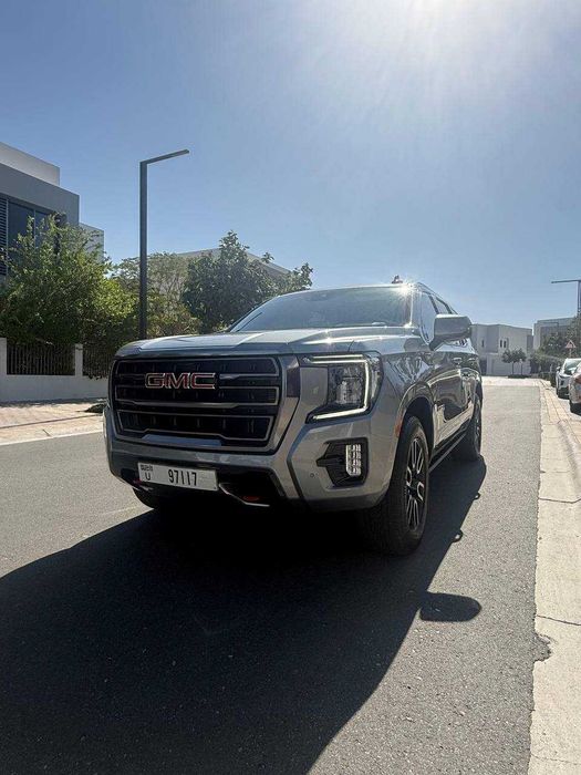 GMC YUKON Авто в хорошем состоянии, обслуживался официальным дилером
