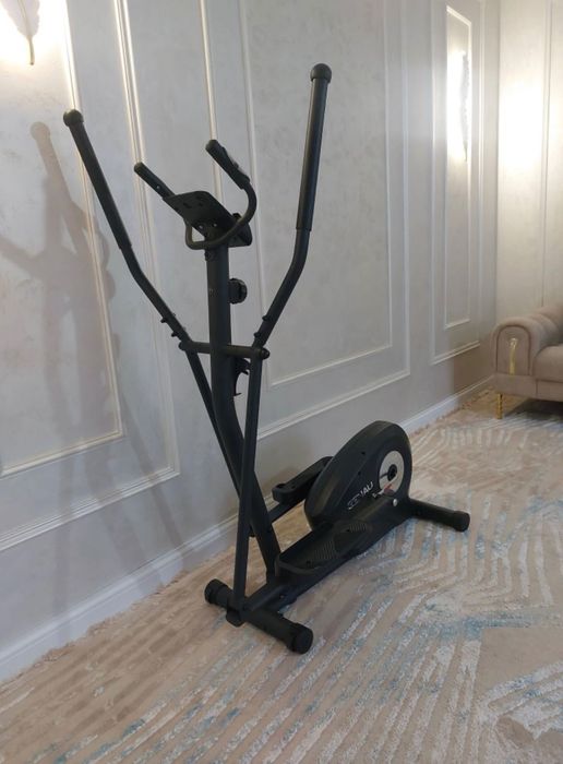 Продаю тренажер эллипс