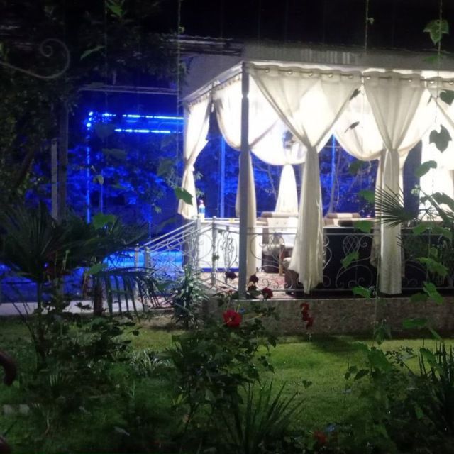 Продаётся участок 8 сотки