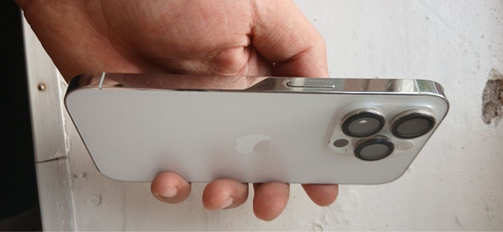 Iphone 14pro holati idial