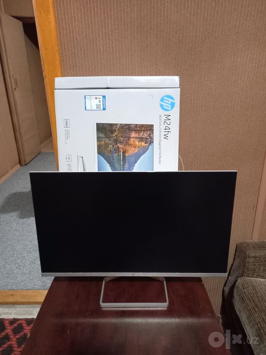 HP M24fw монитор в идеальном состоянии