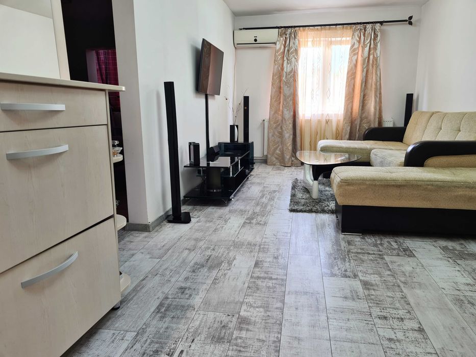 PF Inchiriez Apartament | 3 Camere Ultracentral Turda | Garaj | AC | Complet Utilat | 64 mp