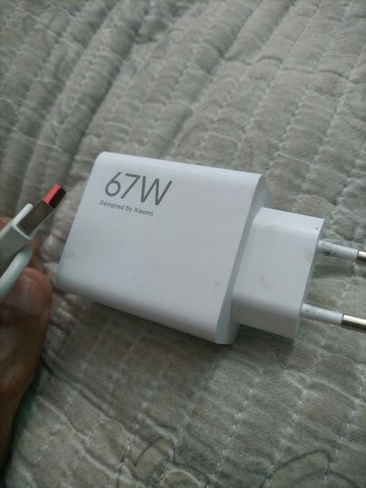 33W original zaryadnik. Telefonni karobkasidan 100%  ..