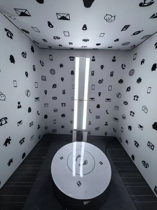 Scanner 3D pentru persoane (full body scanner)