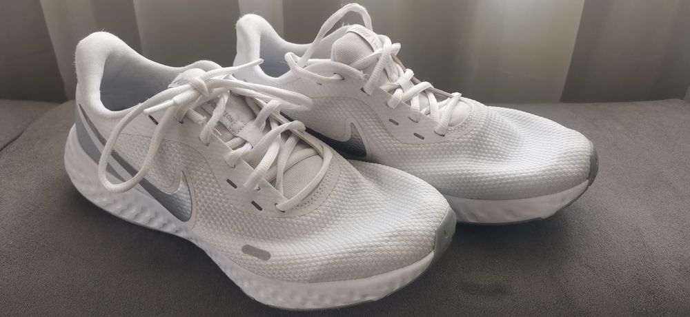 Маратонки  Nike унисекс