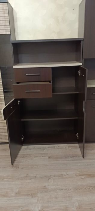 Продам шкаф стенку