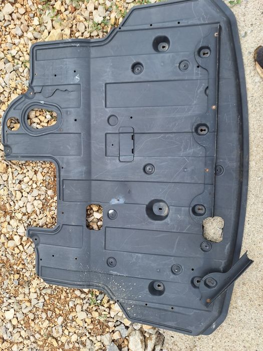 Кора за поддвигател за Hyundai i40 2013