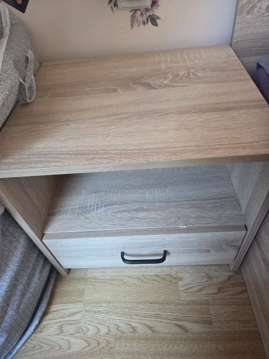 Спален комплект- спалня+матрак, 2нощни шкафчета и гардероб