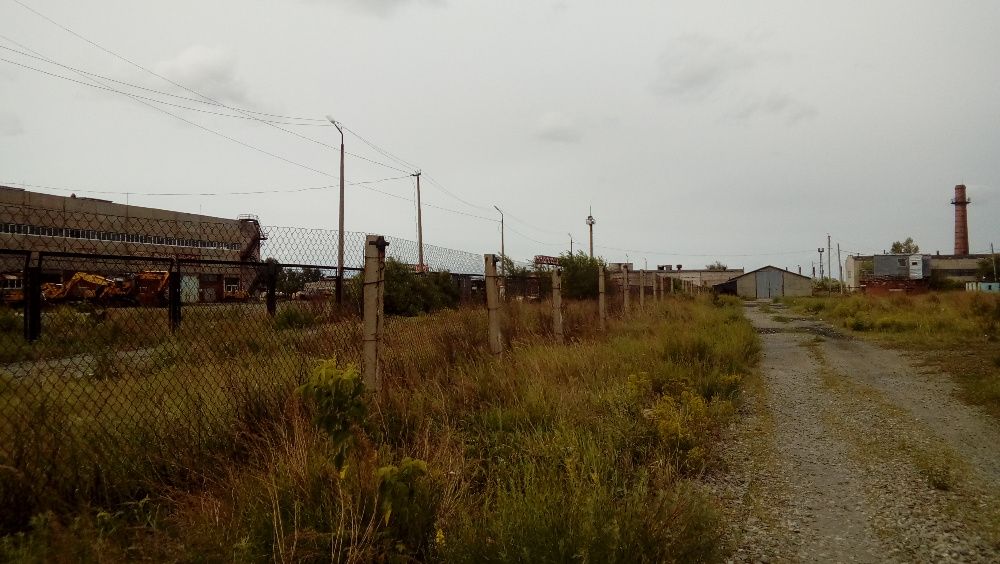 Промбаза,  c   ж\д дорогой , продам.