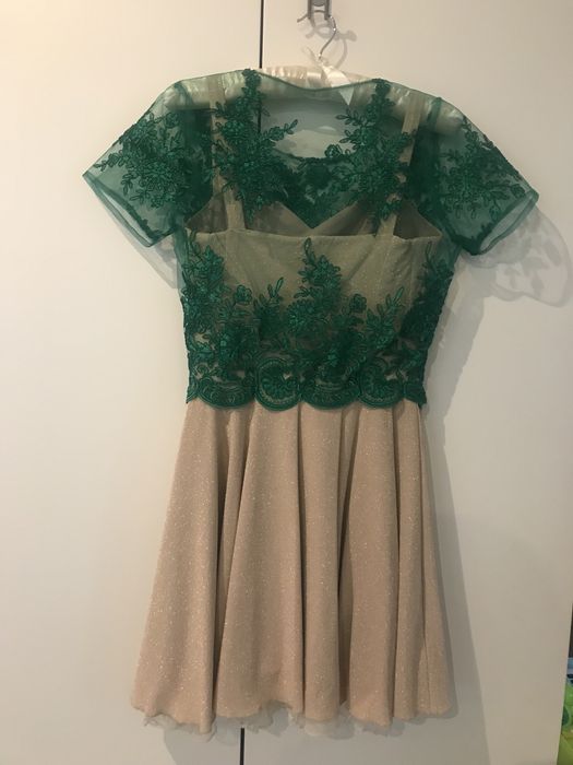 Vand rochie auriu cu verde, marimea S