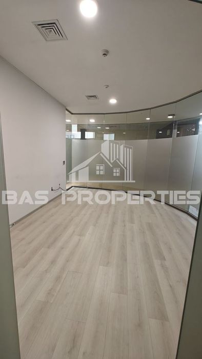 Магазин в София-Младост 1А площ 32