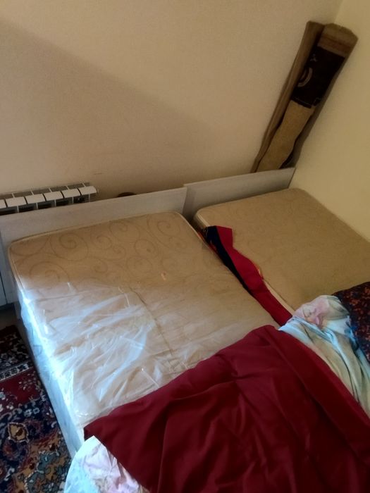 Кровати с матрасом