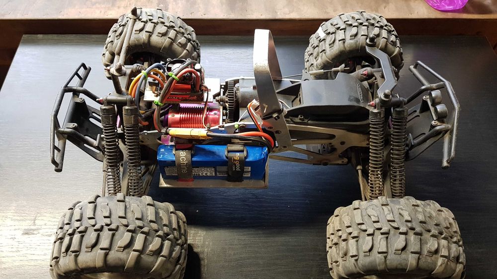 Hpi Savage Electric Masinuta cu telecomanda RC