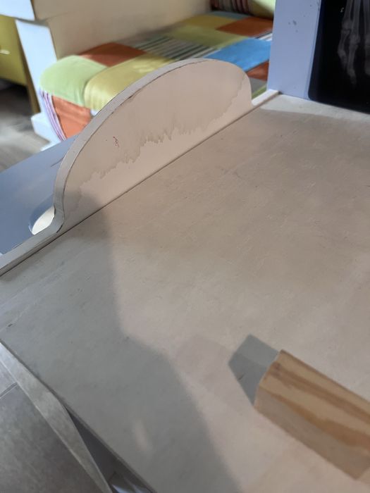 Докторска клиника дървена