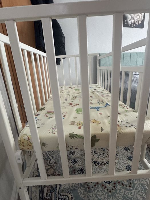 Продам детскую кроватку
