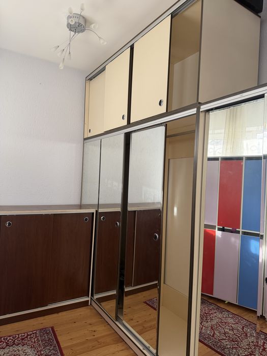 Продам срочно шкаф