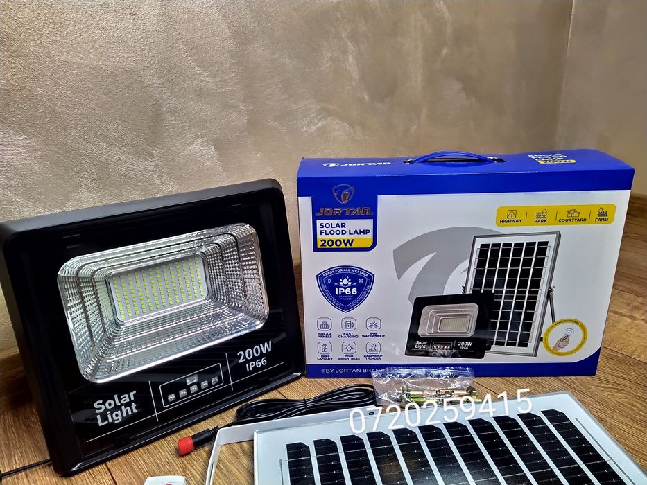 Proiector LED Jortan cu panou solar 200w si telecomanda, camping