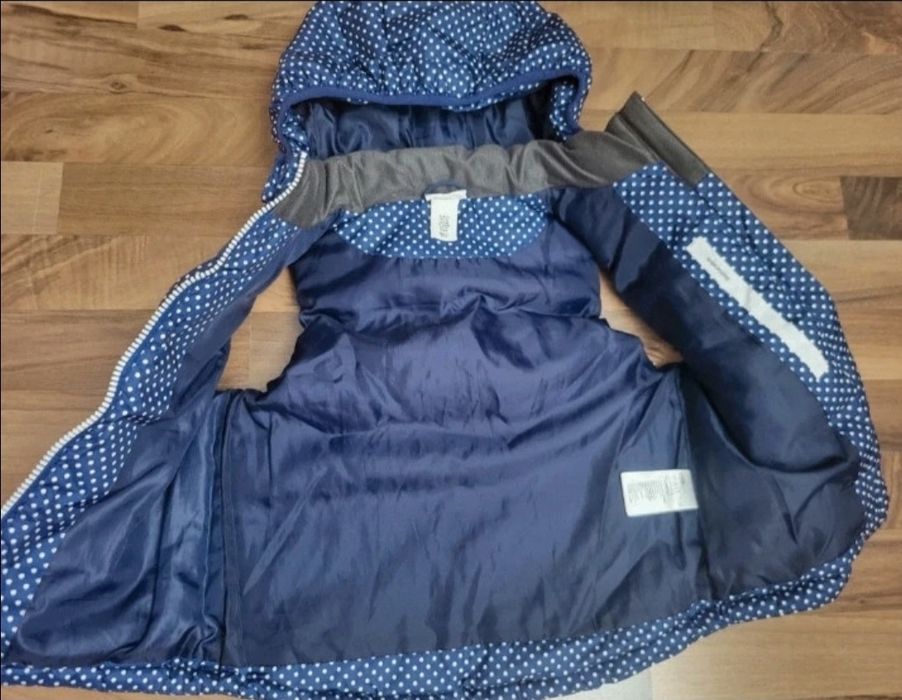 Vesta h&m mărimea 110