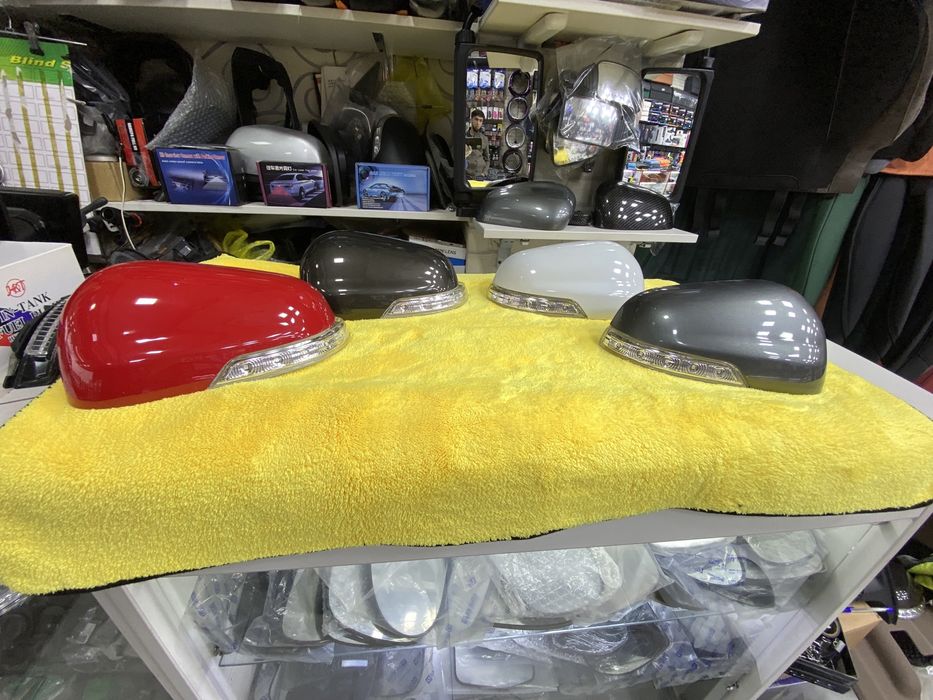 Крышки с поворотникоми боковых зеркал для автомобиля спарк