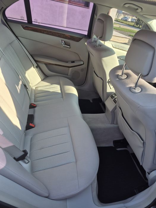Mercedes E 200 class 2010 Impecabil