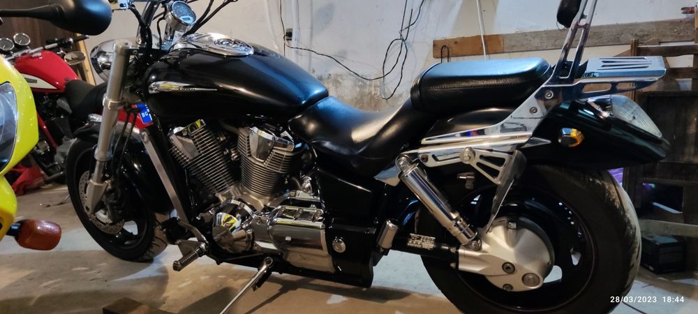 Хонда VTX 1800 C