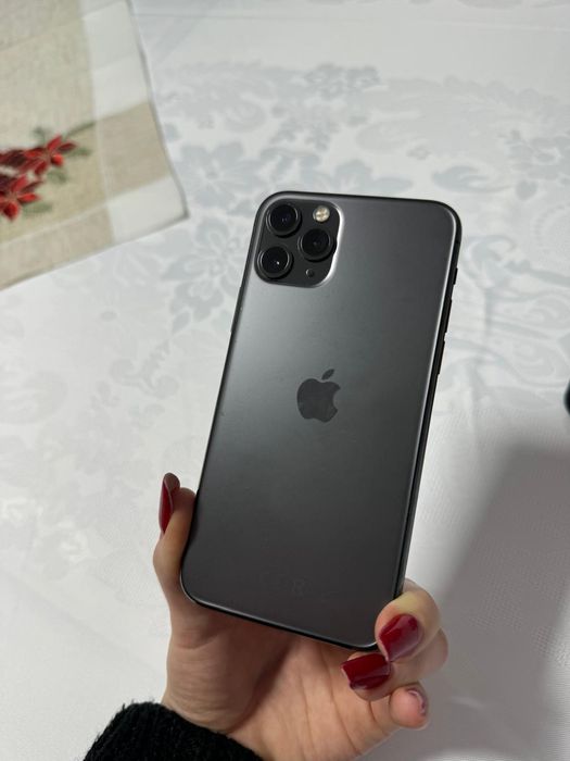 iPhone 11 Pro gri