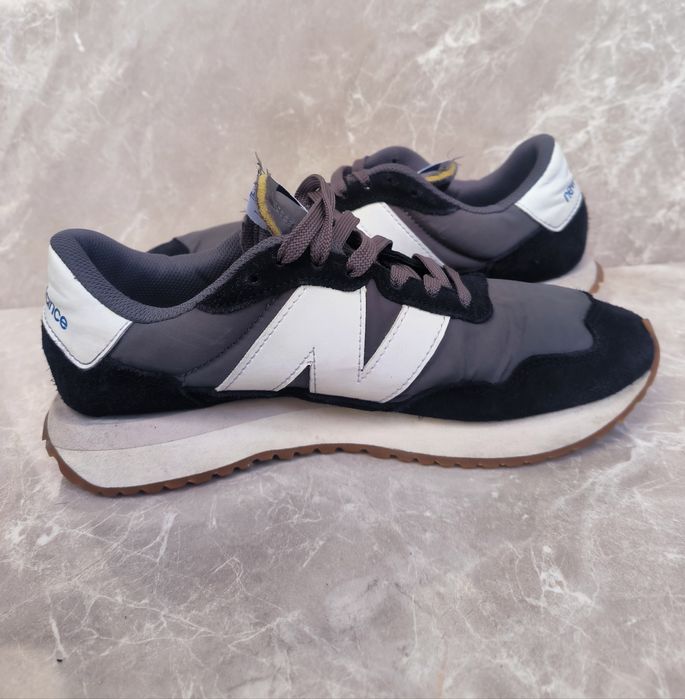 Мъжки спортни обувки New Balance 237 номер 42,5