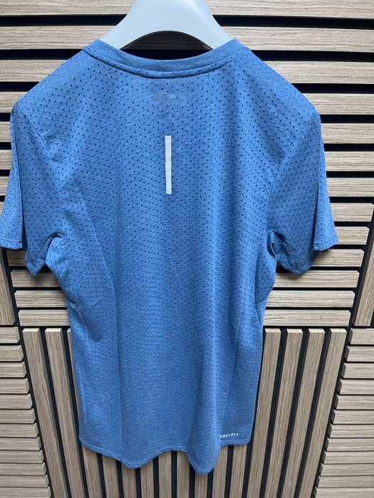 NIKE Dri-Fit Running - размер S / Оригинал