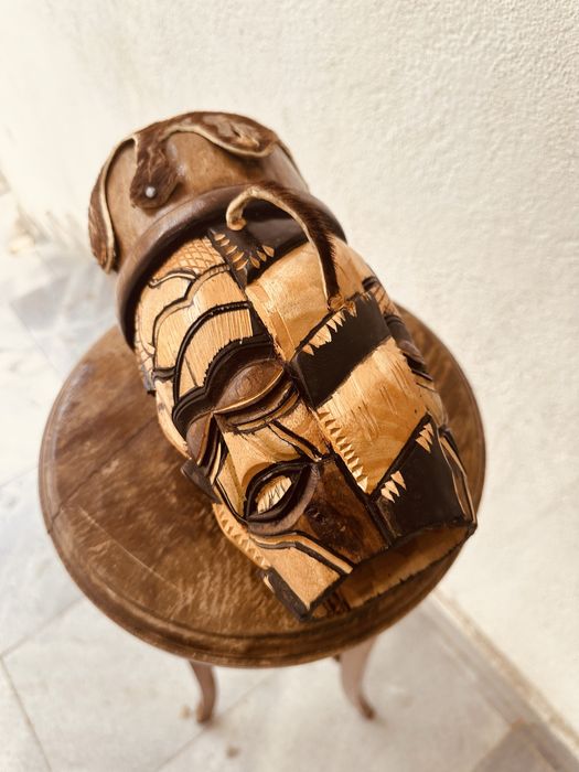 Африкански ръчно изработен барабан с резба