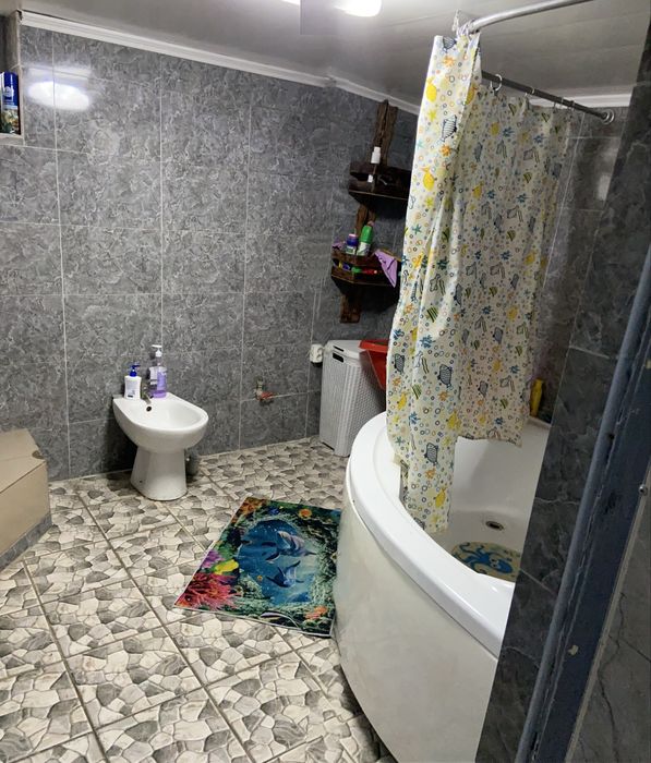 Продам дом в есике