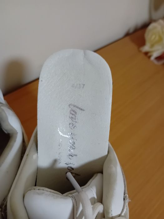 Дамски маратонки 10€