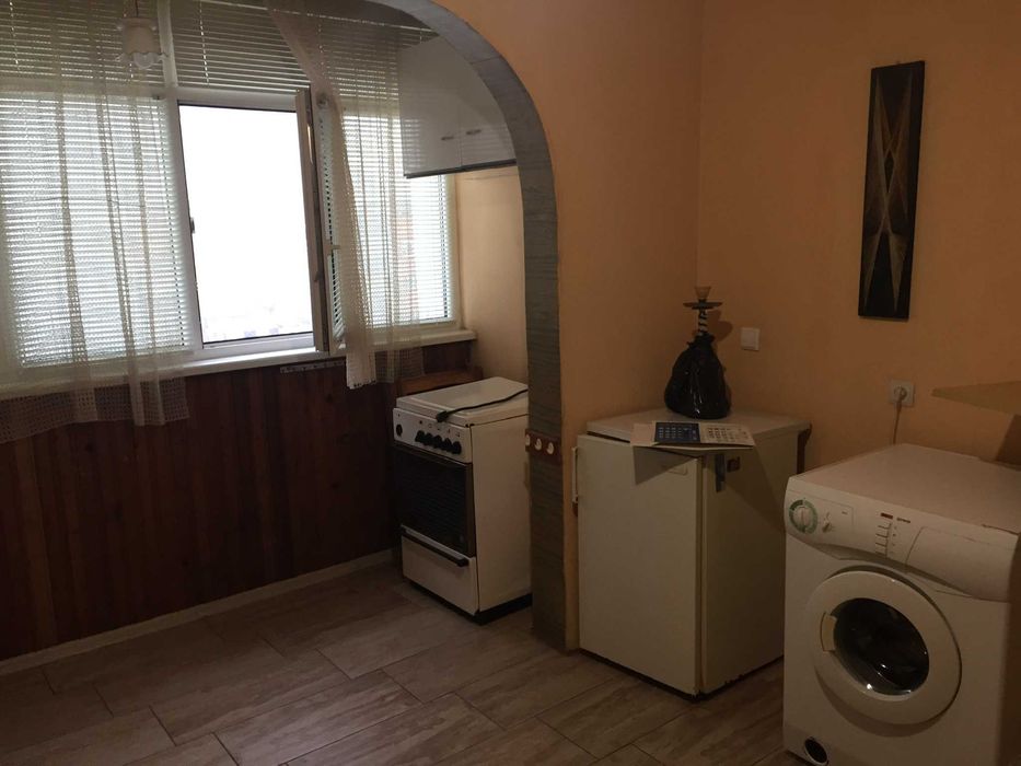 Продава се Двустаен апартамент в Плевен, Идеален център - 44 кв.м за 1403 €/кв.м - Снимка #5