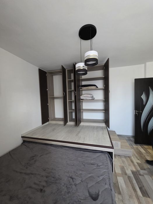 Давам Тристаен  Апартамент  под наем  Ново Строителство Обзаведен