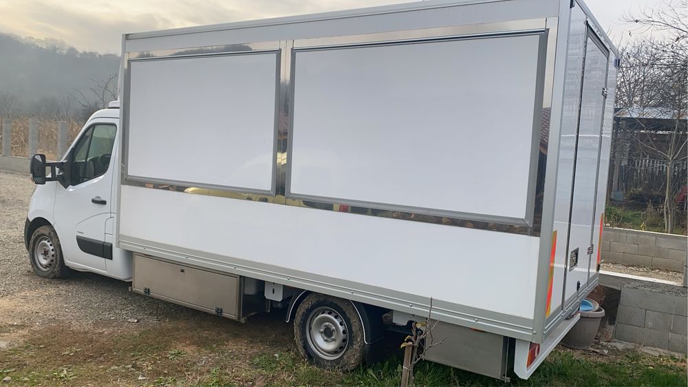 Inchiriez auto rulota fast food