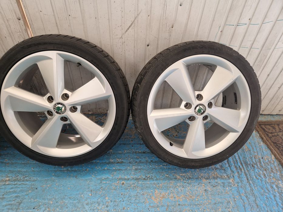 jante aliaj r18 cu anvelope de iarna