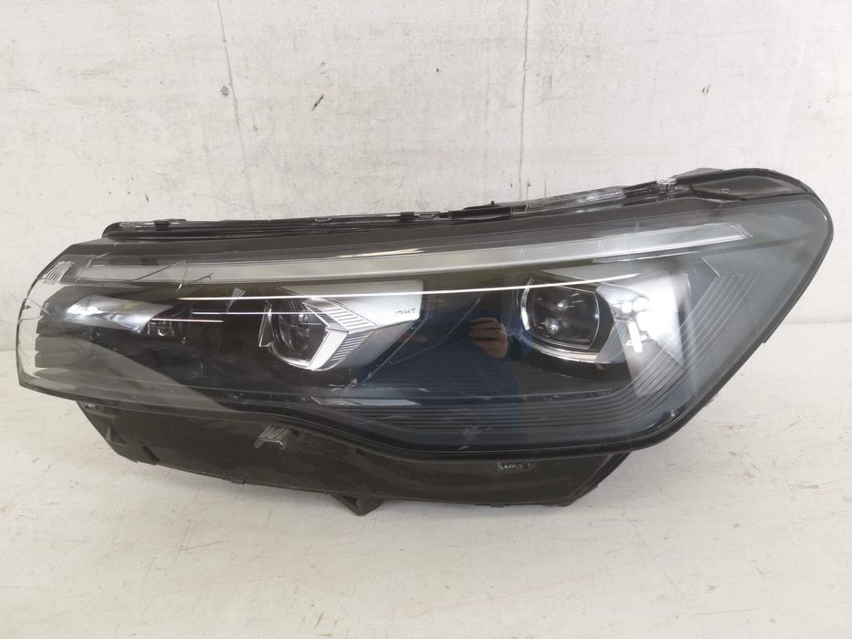 Фар Ляв Пълен Лед IQ Light Фолксваген Тигуан 3 / Volkswagen Tiguan 3 О