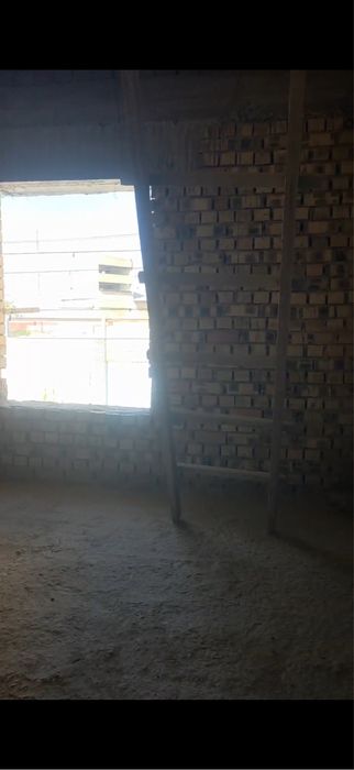 Продоеться  недостоенный дом,в Самарканде