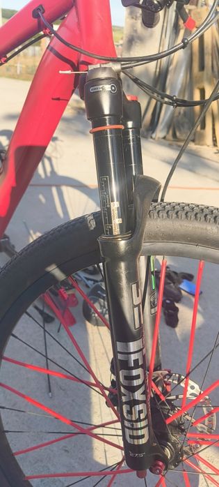 Bcicletă hardtail