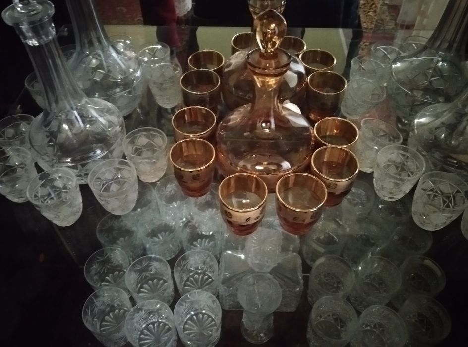 Графин с рюмками производства СССР