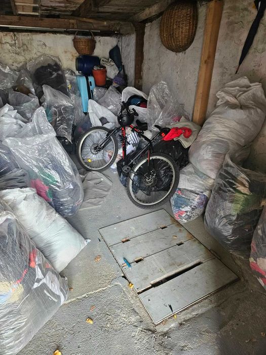 VAND GARAJ CU BECI  - Codlea / Strada Barsei