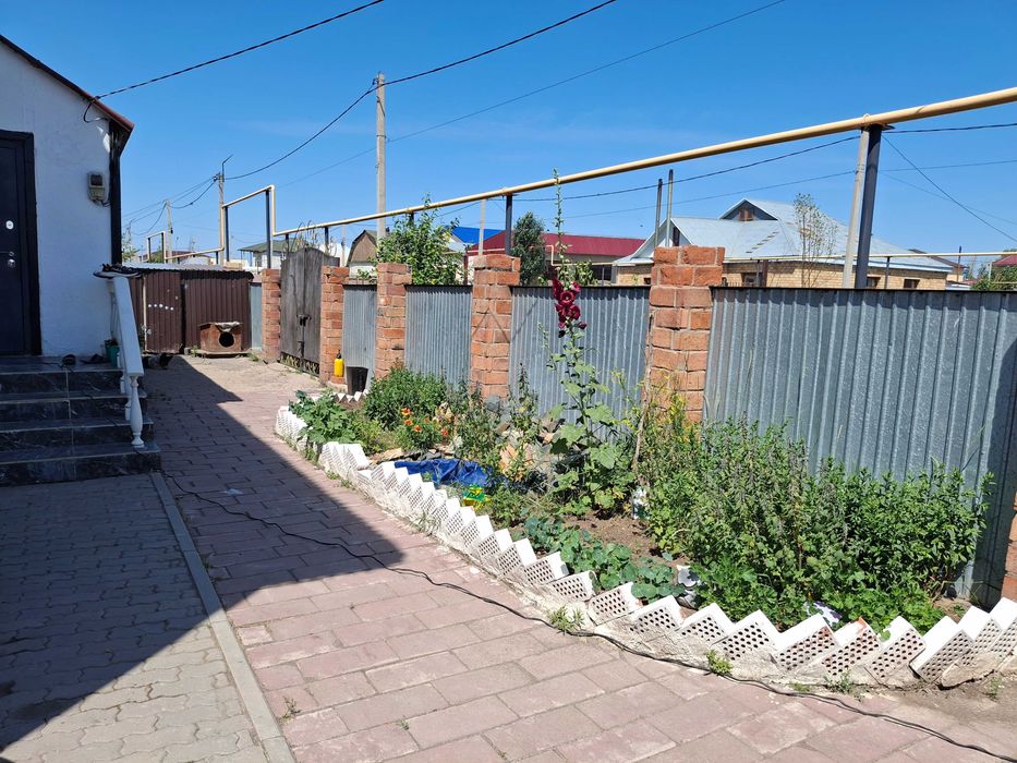 Коттедж в поселке