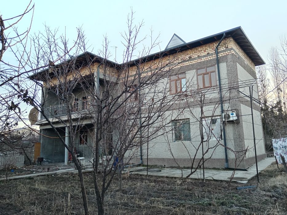 Тошкент вилояти, Ўрта Чирчиқ тумани, Бешбой МФЙ 20 сотих ҳовли, 2 қ