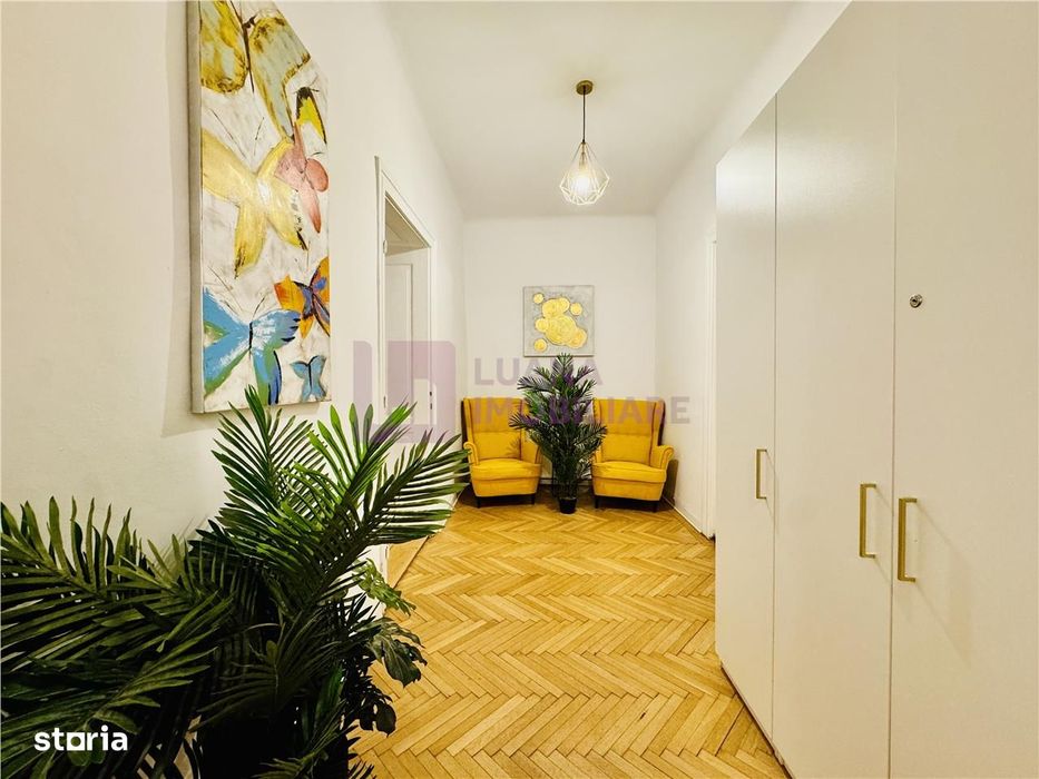 Doua apartamente de vanzare | Ultracentral | Renovate | Curte 100 mp |