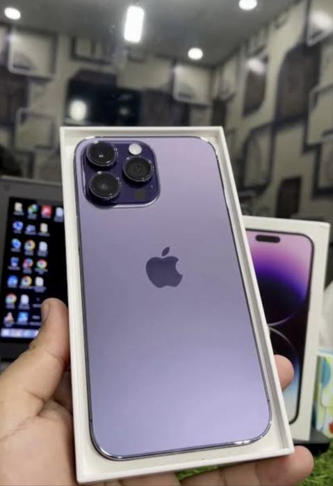 Iphone 14 pro max  purple