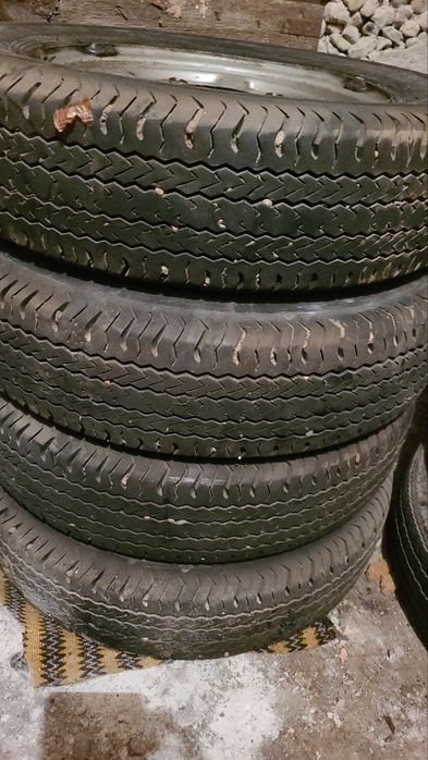 Джанти с външни и вътрешни гуми от Трабант