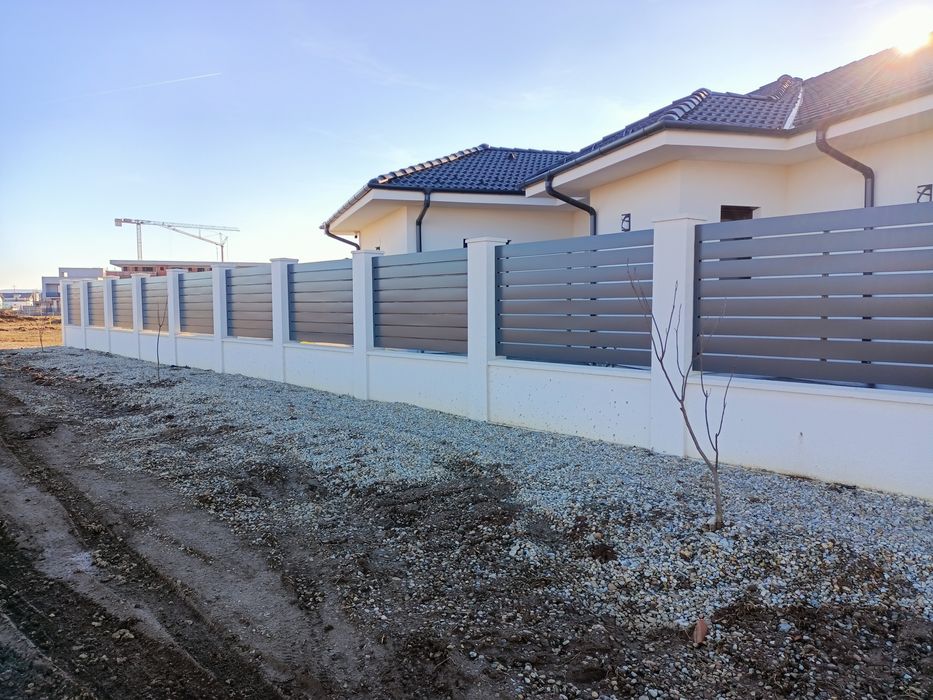 Gard, poartă, poartă pietonală