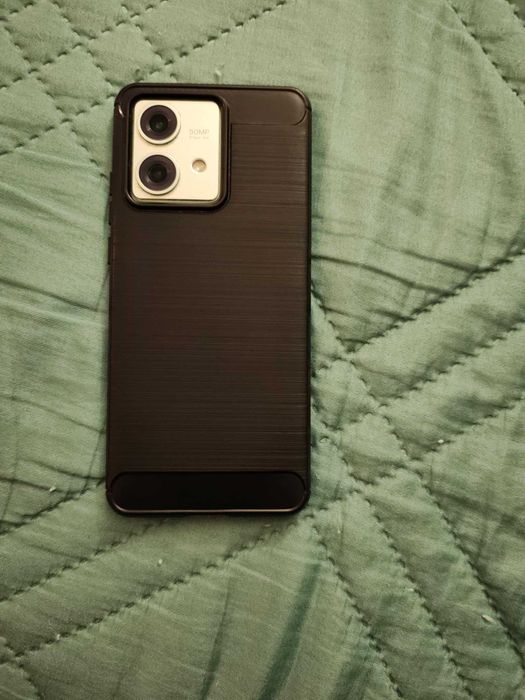 Продавам Моторола Edge 40 Neo