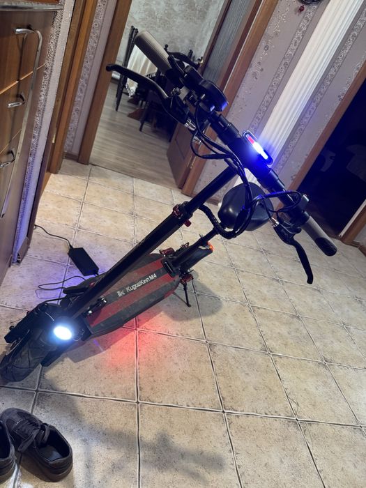 Продам электросамокат Kugo Kirin m4