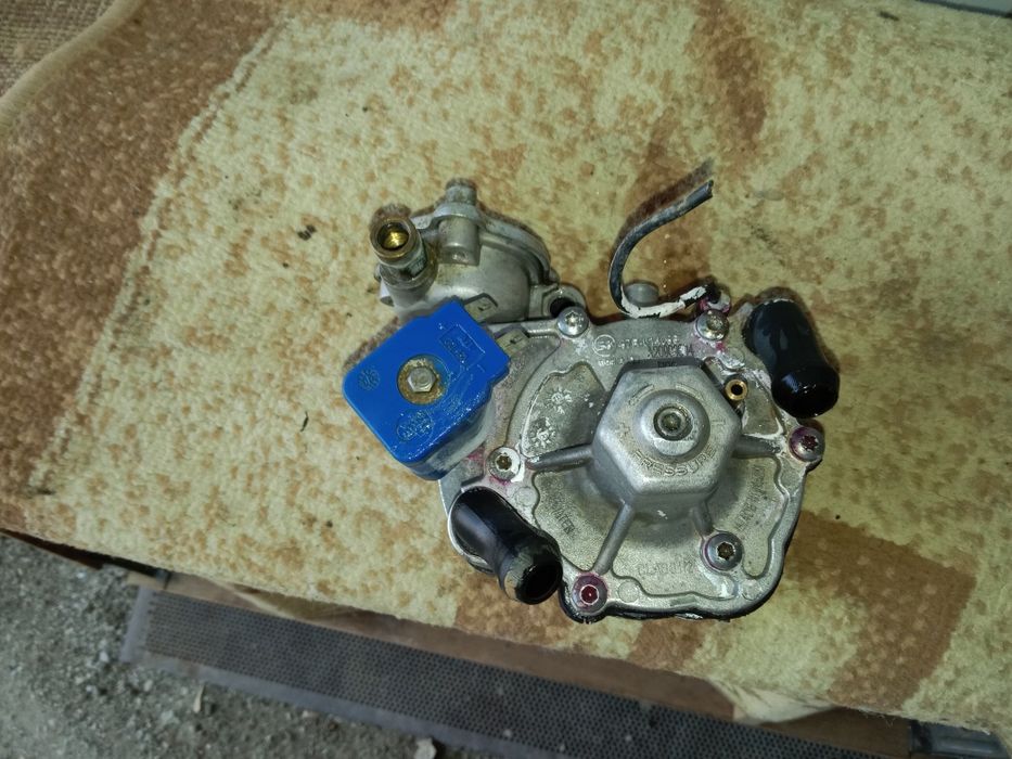 Продам покрышки р 15