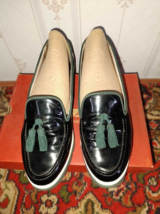 Продам женские лоферы